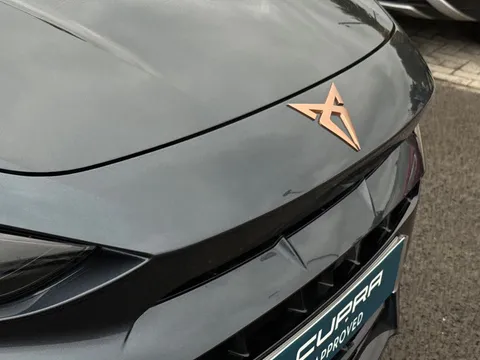 KY25GXR CUPRA Formentor 1.5 eTSI 150 V2 5dr DSG Thumbnail #29