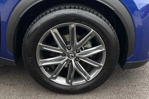 DF74LGL Lexus Lbx 1.5 VVT-iE Takumi SUV 5dr Petrol Hybrid E-CVT Euro 6 (s/s) (136 ps) Thumbnail #13