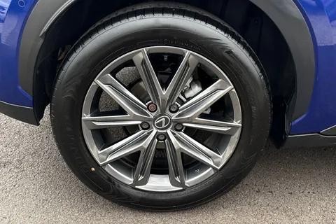 DF74LGL Lexus Lbx 1.5 VVT-iE Takumi SUV 5dr Petrol Hybrid E-CVT Euro 6 (s/s) (136 ps) Thumbnail #14