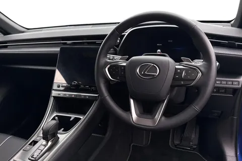 DF74LGL Lexus Lbx 1.5 VVT-iE Takumi SUV 5dr Petrol Hybrid E-CVT Euro 6 (s/s) (136 ps) Thumbnail #19