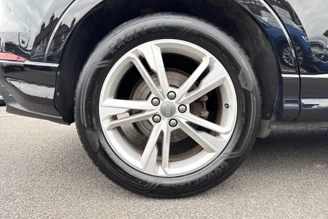 YY20UEJ Audi Q3 1.5 TFSI CoD 35 S line Euro 6 (s/s) 5dr Thumbnail #24