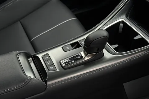 DF74LGL Lexus Lbx 1.5 VVT-iE Takumi SUV 5dr Petrol Hybrid E-CVT Euro 6 (s/s) (136 ps) Thumbnail #24