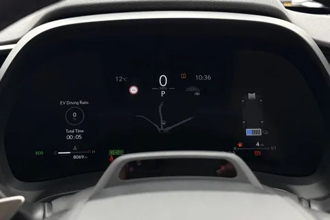 DF74LGL Lexus Lbx 1.5 VVT-iE Takumi SUV 5dr Petrol Hybrid E-CVT Euro 6 (s/s) (136 ps) Thumbnail #39