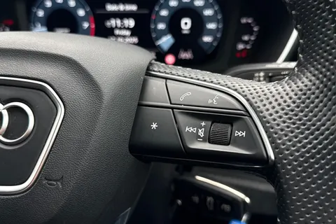 YY20UEJ Audi Q3 1.5 TFSI CoD 35 S line Euro 6 (s/s) 5dr Thumbnail #41