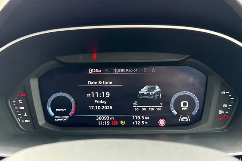 YY20UEJ Audi Q3 1.5 TFSI CoD 35 S line Euro 6 (s/s) 5dr Thumbnail #43