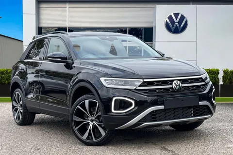  Volkswagen T-Roc 1.5 TSI Style Design DSG Euro 6 (s/s) 5dr Thumbnail #2