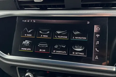 YY20UEJ Audi Q3 1.5 TFSI CoD 35 S line Euro 6 (s/s) 5dr Thumbnail #47