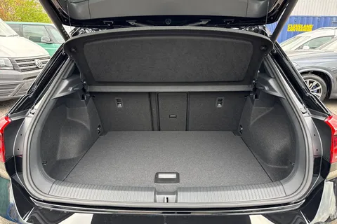  Volkswagen T-Roc 1.5 TSI Style Design DSG Euro 6 (s/s) 5dr Thumbnail #7