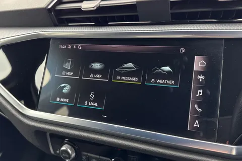 YY20UEJ Audi Q3 1.5 TFSI CoD 35 S line Euro 6 (s/s) 5dr Thumbnail #52