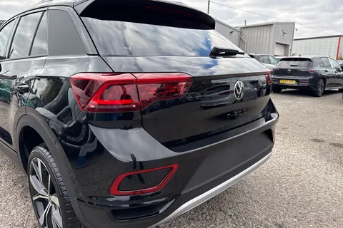  Volkswagen T-Roc 1.5 TSI Style Design DSG Euro 6 (s/s) 5dr Thumbnail #8