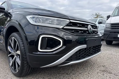  Volkswagen T-Roc 1.5 TSI Style Design DSG Euro 6 (s/s) 5dr Thumbnail #9