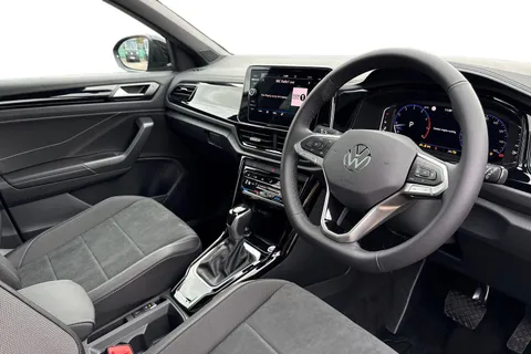  Volkswagen T-Roc 1.5 TSI Style Design DSG Euro 6 (s/s) 5dr Thumbnail #14