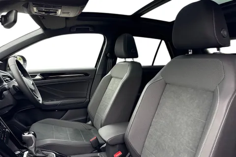  Volkswagen T-Roc 1.5 TSI Style Design DSG Euro 6 (s/s) 5dr Thumbnail #16