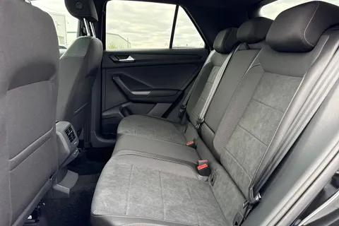  Volkswagen T-Roc 1.5 TSI Style Design DSG Euro 6 (s/s) 5dr Thumbnail #33