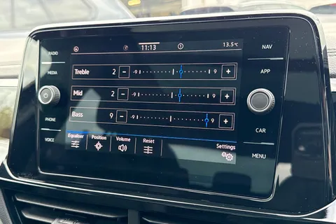  Volkswagen T-Roc 1.5 TSI Style Design DSG Euro 6 (s/s) 5dr Thumbnail #55