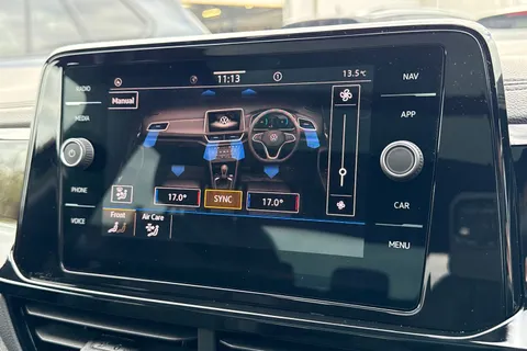  Volkswagen T-Roc 1.5 TSI Style Design DSG Euro 6 (s/s) 5dr Thumbnail #56