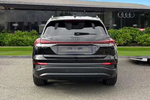  Audi Q4 e-tron 45 Black Edition Auto 5dr 82kWh Thumbnail #5