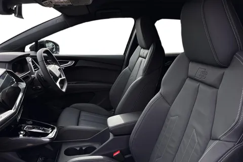  Audi Q4 e-tron 45 Black Edition Auto 5dr 82kWh Thumbnail #16