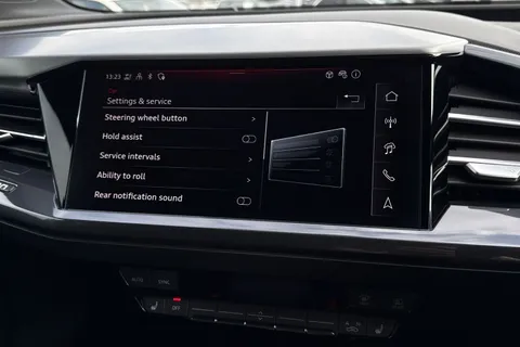  Audi Q4 e-tron 45 Black Edition Auto 5dr 82kWh Thumbnail #34