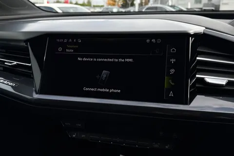  Audi Q4 e-tron 45 Black Edition Auto 5dr 82kWh Thumbnail #35