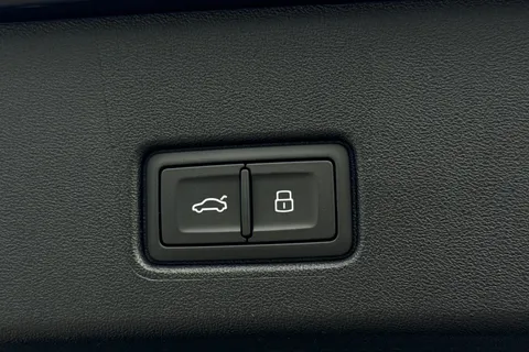  Audi Q4 e-tron 45 Black Edition Auto 5dr 82kWh Thumbnail #48