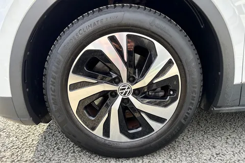 12 of 59 for VOLKSWAGEN ID.4 109kW City Pure 52kWh 5dr Auto