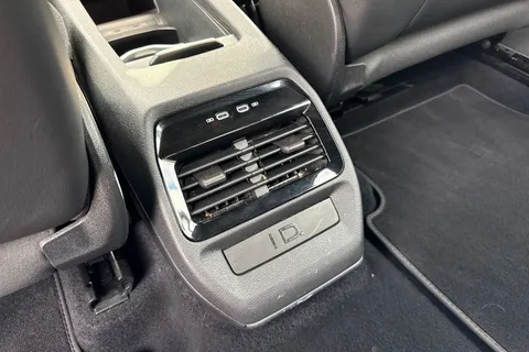 37 of 59 for VOLKSWAGEN ID.4 109kW City Pure 52kWh 5dr Auto