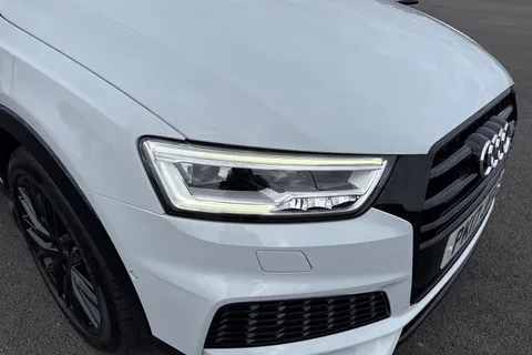 PK17JFA Audi Q3 2.0 TDI Black Edition S Tronic quattro Euro 6 (s/s) 5dr Thumbnail #9