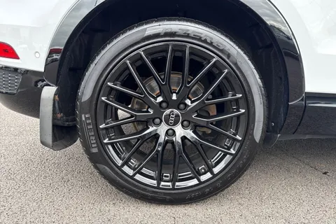 PK17JFA Audi Q3 2.0 TDI Black Edition S Tronic quattro Euro 6 (s/s) 5dr Thumbnail #11