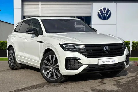 YR23XAH Volkswagen Touareg 3.0 V6 TDI 4Motion Black Edition ⭐ Towbar, climate front seats massage ⭐ Thumbnail #2