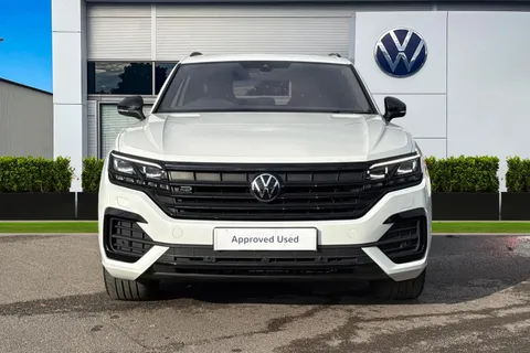 YR23XAH Volkswagen Touareg 3.0 V6 TDI 4Motion Black Edition ⭐ Towbar, climate front seats massage ⭐ Thumbnail #6