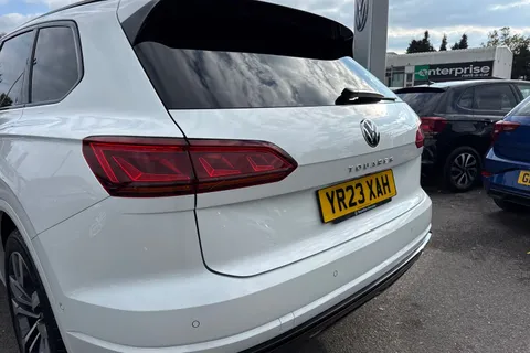 YR23XAH Volkswagen Touareg 3.0 V6 TDI 4Motion Black Edition ⭐ Towbar, climate front seats massage ⭐ Thumbnail #8