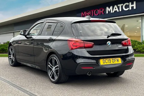 DC19OFM BMW 1 Series 1.5 118i GPF M Sport Shadow Edition Auto Euro 6 (s/s) 5dr Thumbnail #3
