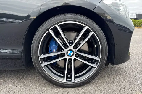 DC19OFM BMW 1 Series 1.5 118i GPF M Sport Shadow Edition Auto Euro 6 (s/s) 5dr Thumbnail #11