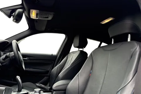 DC19OFM BMW 1 Series 1.5 118i GPF M Sport Shadow Edition Auto Euro 6 (s/s) 5dr Thumbnail #17