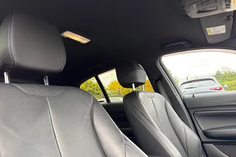 DC19OFM BMW 1 Series 1.5 118i GPF M Sport Shadow Edition Auto Euro 6 (s/s) 5dr Thumbnail #25