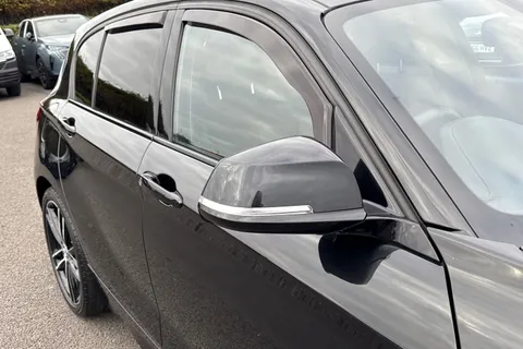 DC19OFM BMW 1 Series 1.5 118i GPF M Sport Shadow Edition Auto Euro 6 (s/s) 5dr Thumbnail #29