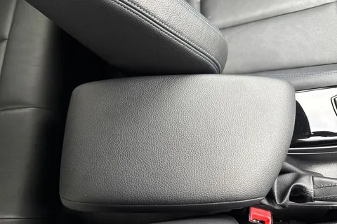 DC19OFM BMW 1 Series 1.5 118i GPF M Sport Shadow Edition Auto Euro 6 (s/s) 5dr Thumbnail #56