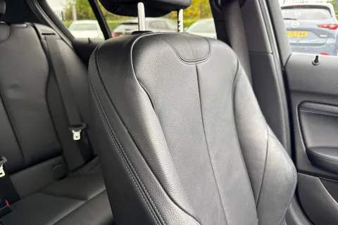 DC19OFM BMW 1 Series 1.5 118i GPF M Sport Shadow Edition Auto Euro 6 (s/s) 5dr Thumbnail #58