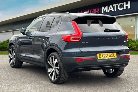 DA22GXL Volvo Xc40 1.5h T5 Recharge 10.7kWh Ultimate Dark Auto Euro 6 (s/s) 5dr Thumbnail #3