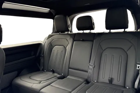 KT24OPV Land Rover Defender 90 3.0 D300 X 3dr Thumbnail #5