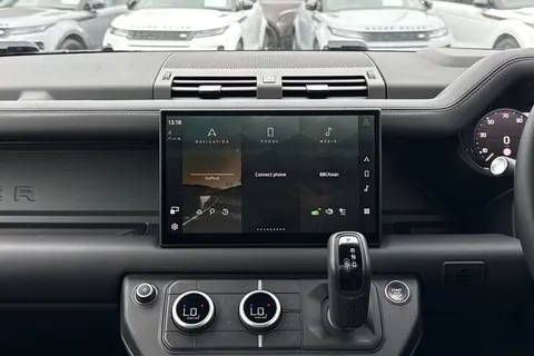 KT24OPV Land Rover Defender 90 3.0 D300 X 3dr Thumbnail #16