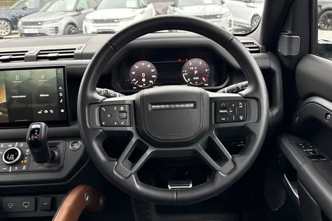 KT24OPV Land Rover Defender 90 3.0 D300 X 3dr Thumbnail #17