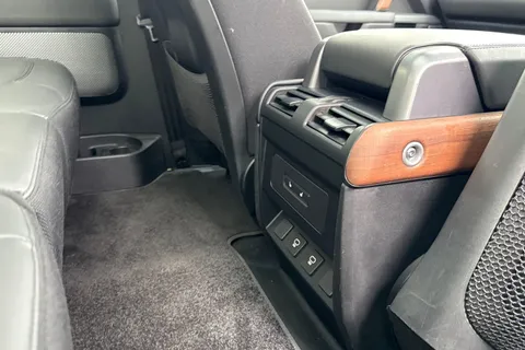 KT24OPV Land Rover Defender 90 3.0 D300 X 3dr Thumbnail #20