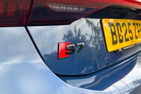 BD25ZTS Audi S7 Black Edition TDI 344 PS tiptronic Thumbnail #25