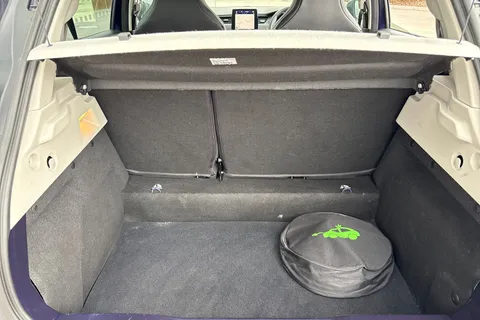 7 of 60 for RENAULT ZOE 100kW Iconic R135 50kWh Boost Charge 5dr Auto