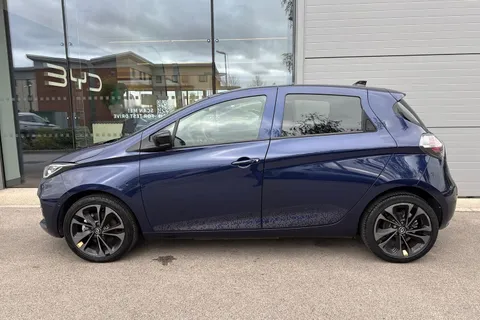 30 of 60 for RENAULT ZOE 100kW Iconic R135 50kWh Boost Charge 5dr Auto
