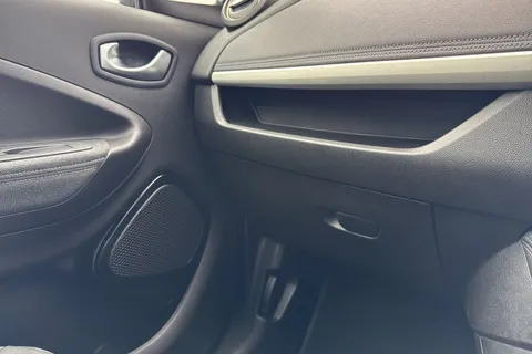 60 of 60 for RENAULT ZOE 100kW Iconic R135 50kWh Boost Charge 5dr Auto