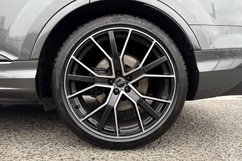 DE74FNX Audi SQ7 SUV  Black Edition TFSI  507 PS tiptronic Thumbnail #12