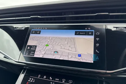 DE74FNX Audi SQ7 SUV  Black Edition TFSI  507 PS tiptronic Thumbnail #18